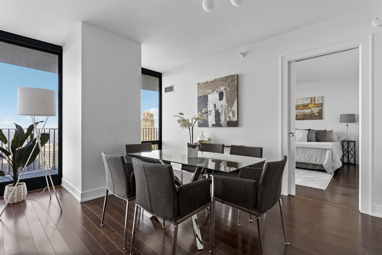 225 N Columbus Dr #6204 Chicago, IL 60601