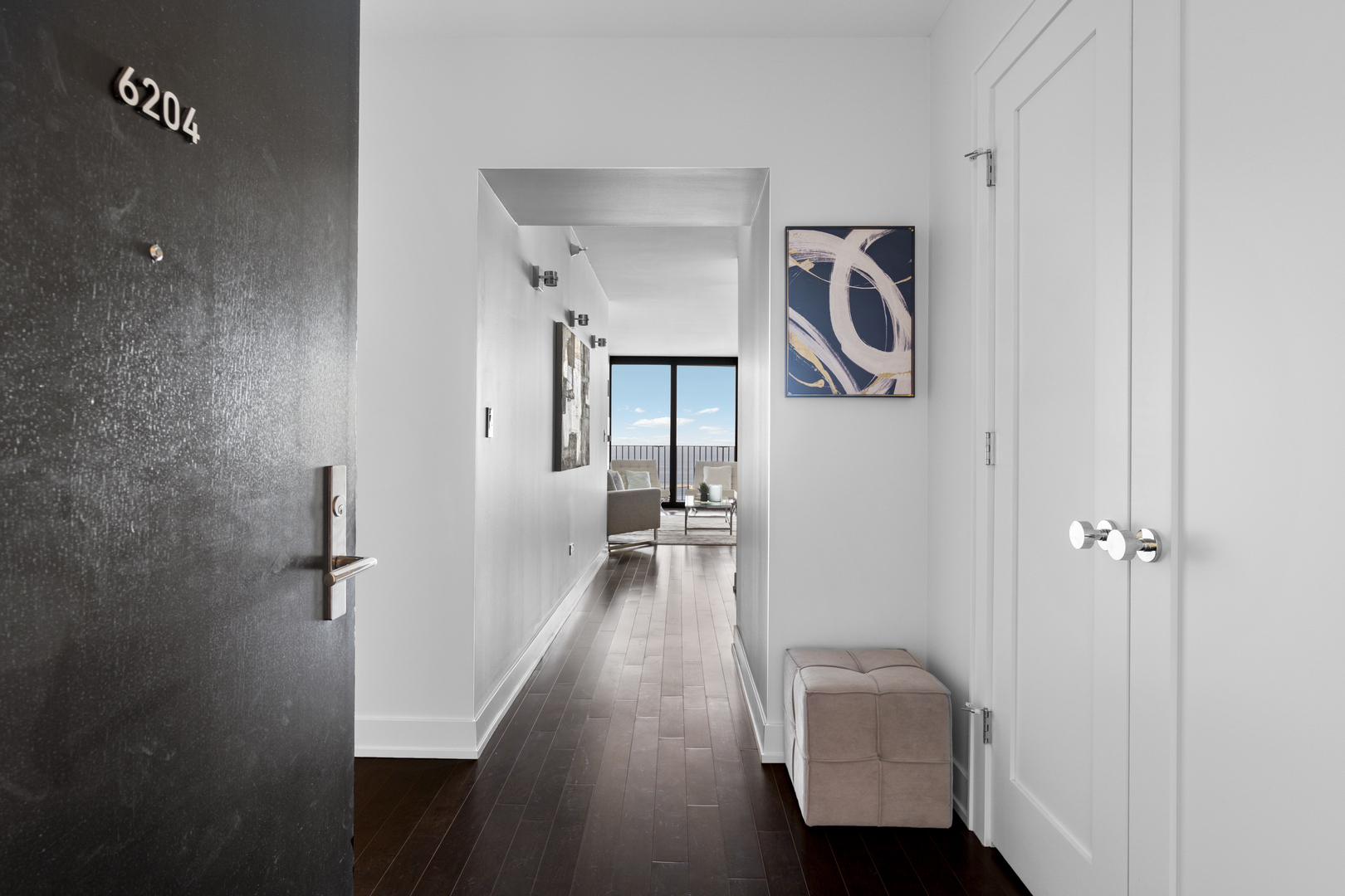 225 N Columbus Dr #6204 Chicago, IL 60601