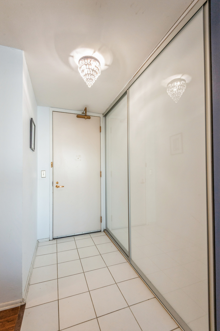 400 E Randolph St #1515 Chicago, IL 60601