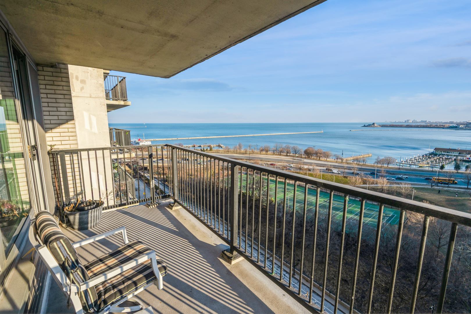 400 E Randolph St #1515 Chicago, IL 60601