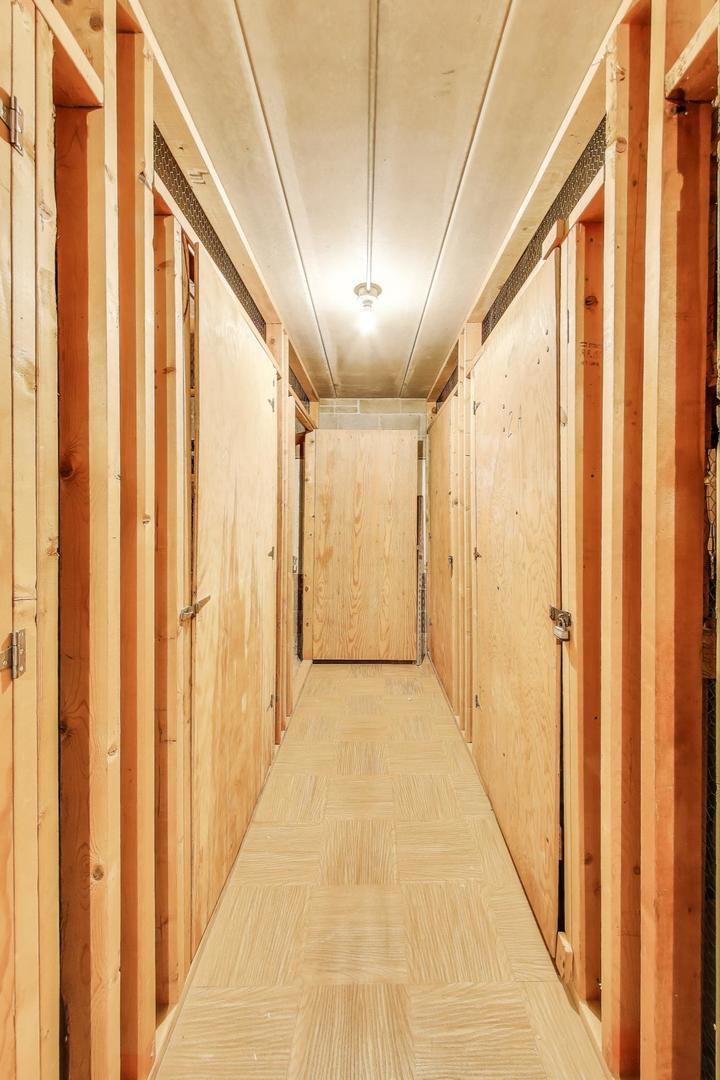 940 Holbrook Rd #8A Homewood, IL 60430