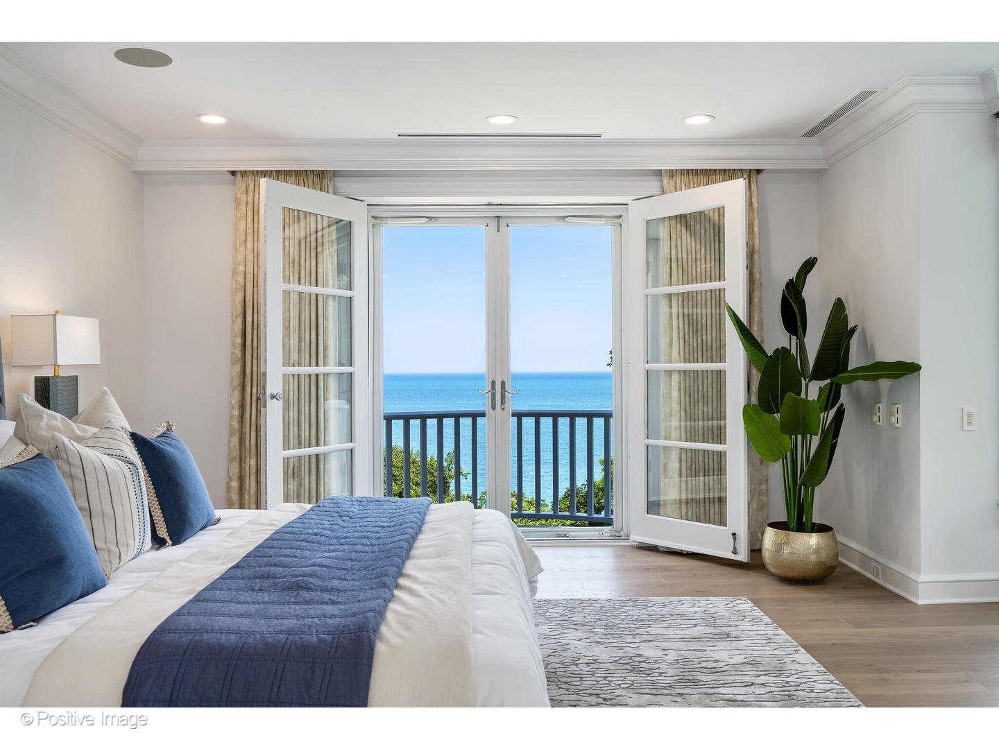 55 Prospect Ave Highland Park, IL 60035