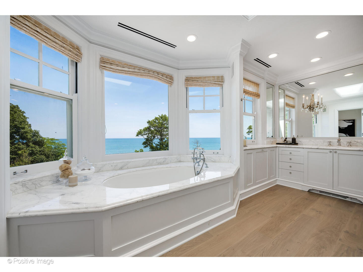 55 Prospect Ave Highland Park, IL 60035