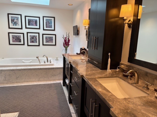 990 Sheridan Rd Highland Park, IL 60035