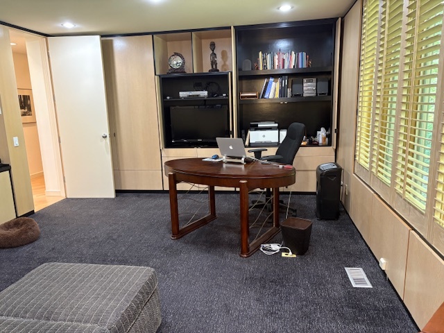 990 Sheridan Rd Highland Park, IL 60035