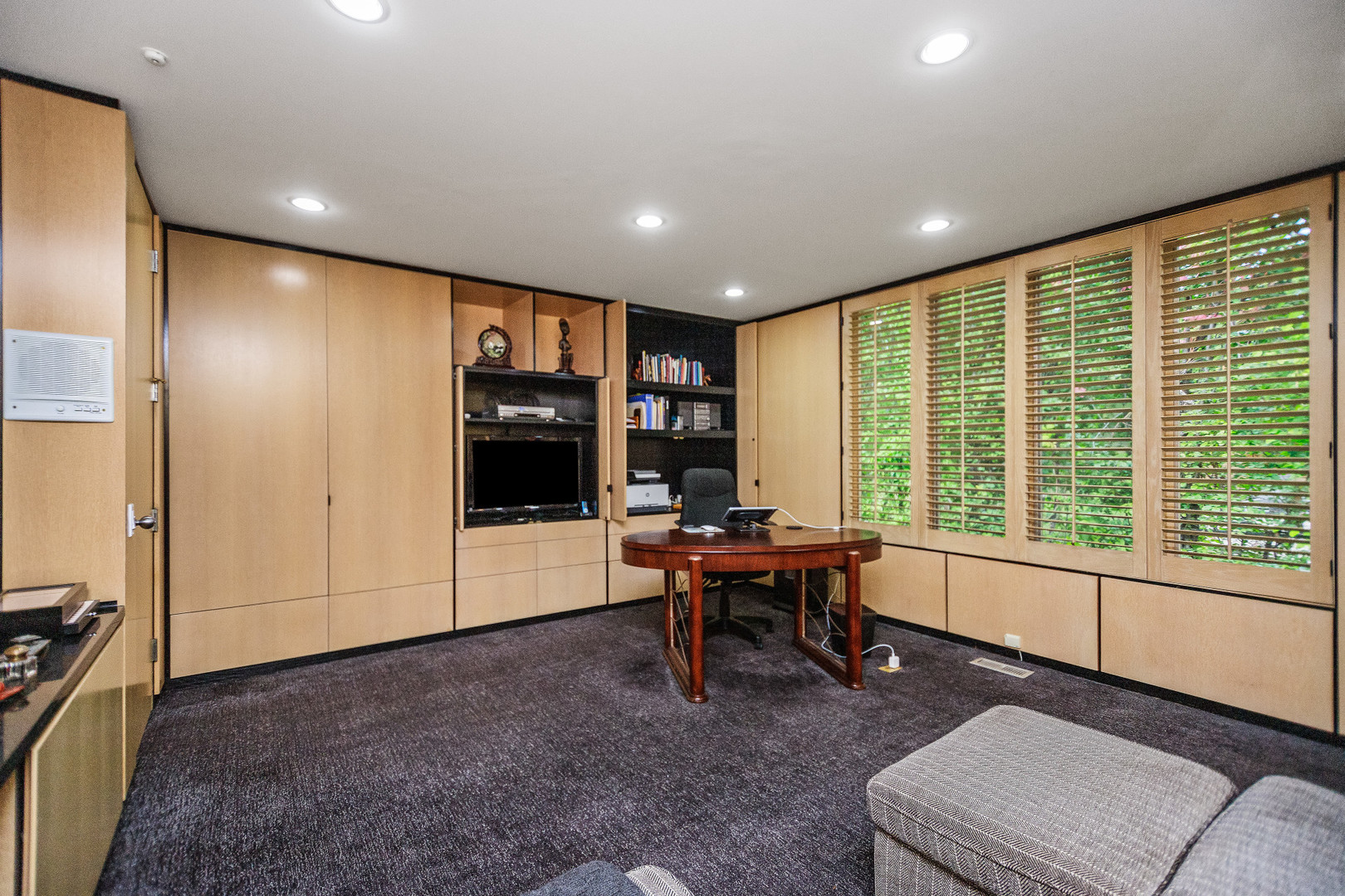 990 Sheridan Rd Highland Park, IL 60035