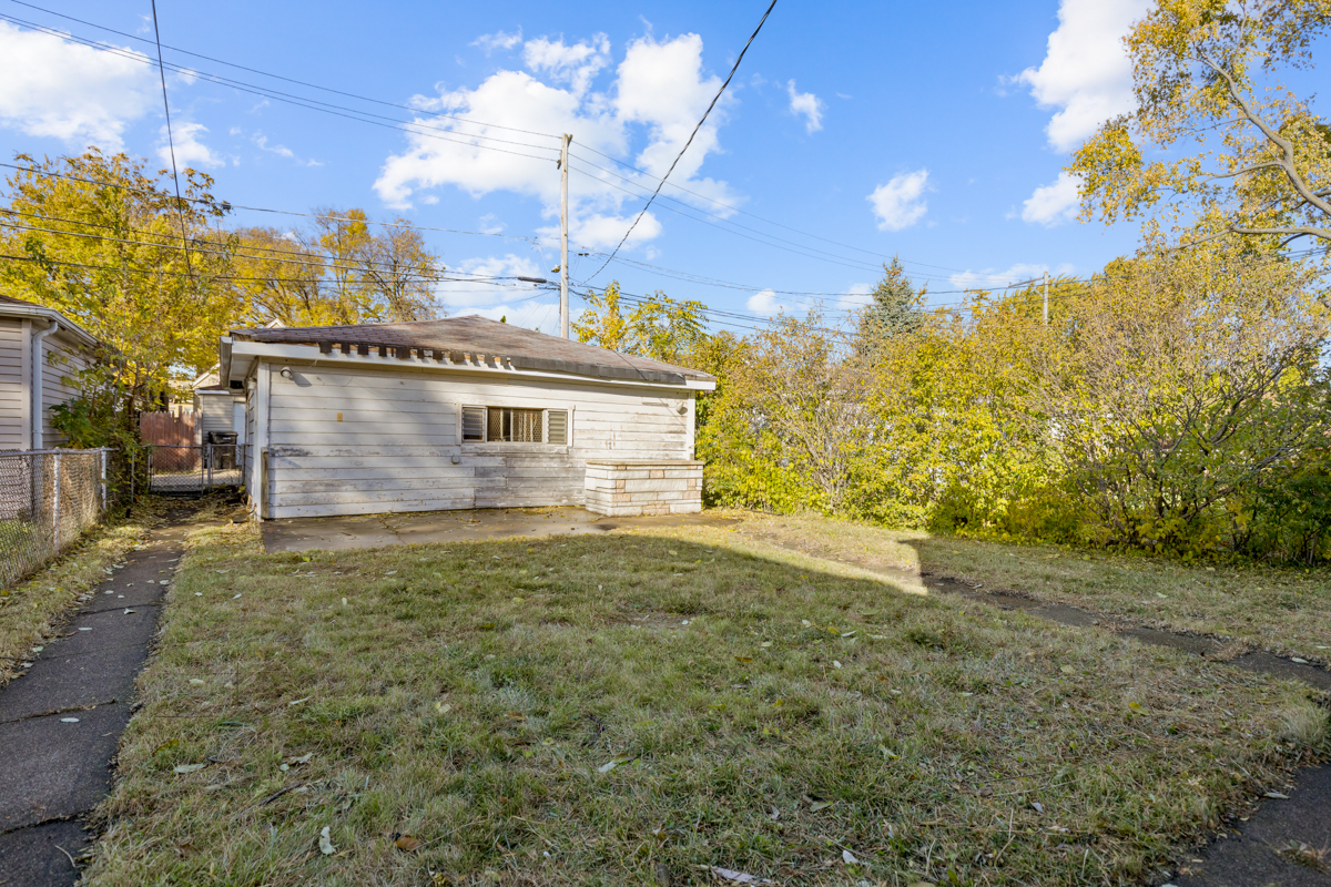 8550 S Jeffery Blvd Chicago, IL 60617