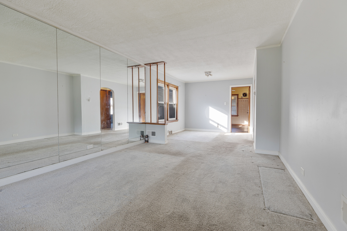 8550 S Jeffery Blvd Chicago, IL 60617