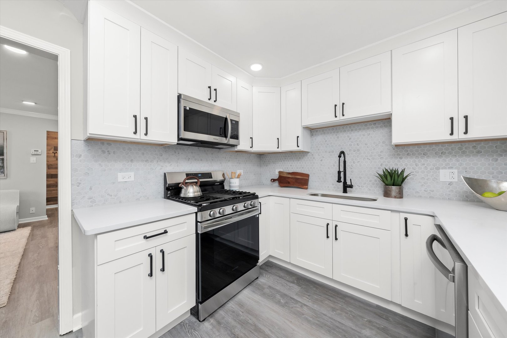 1016 RICHMOND St Joliet, IL 60435