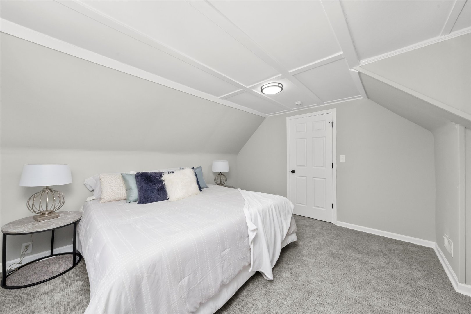 1016 RICHMOND St Joliet, IL 60435