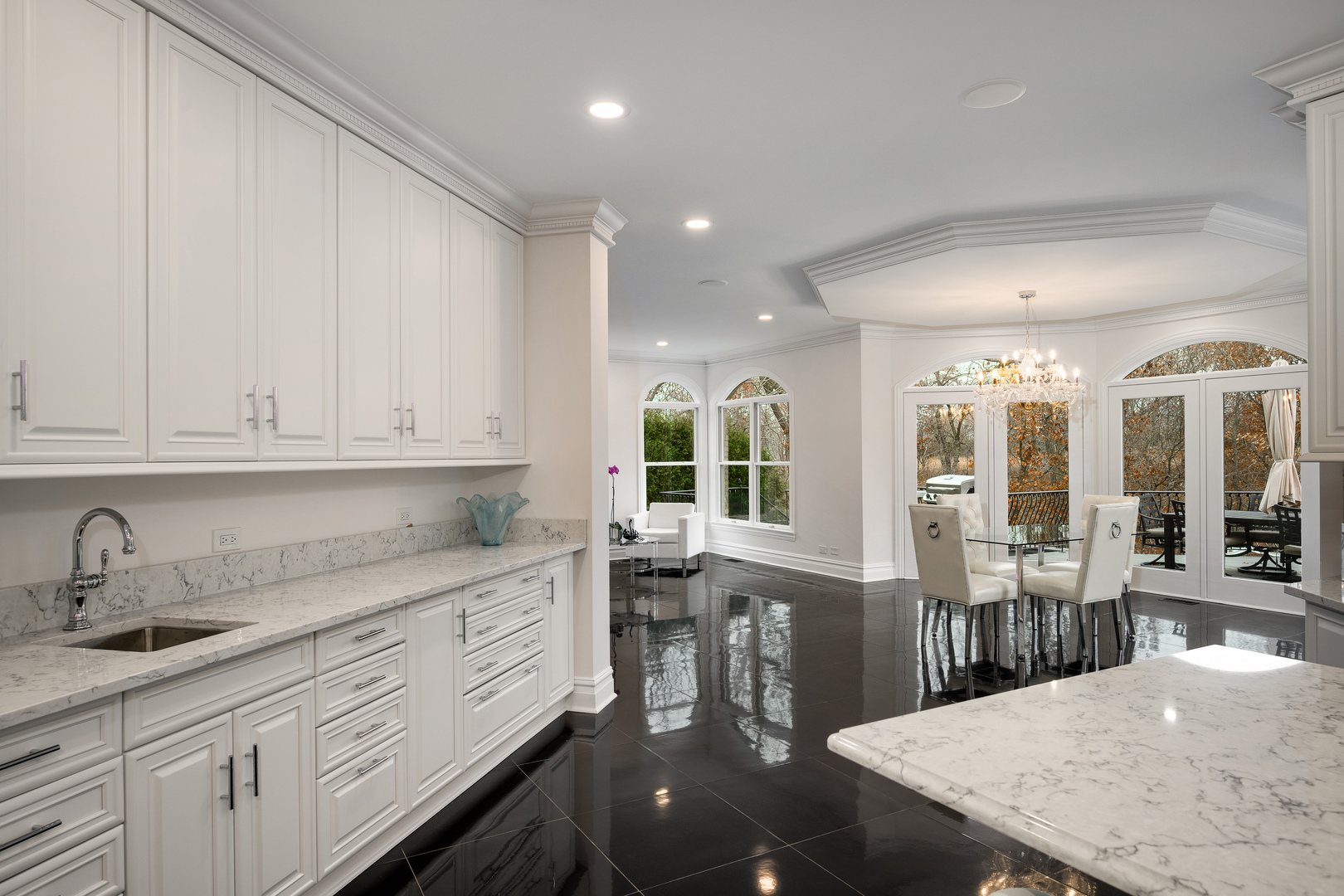 3481 Bradley Ct Highland Park, IL 60035