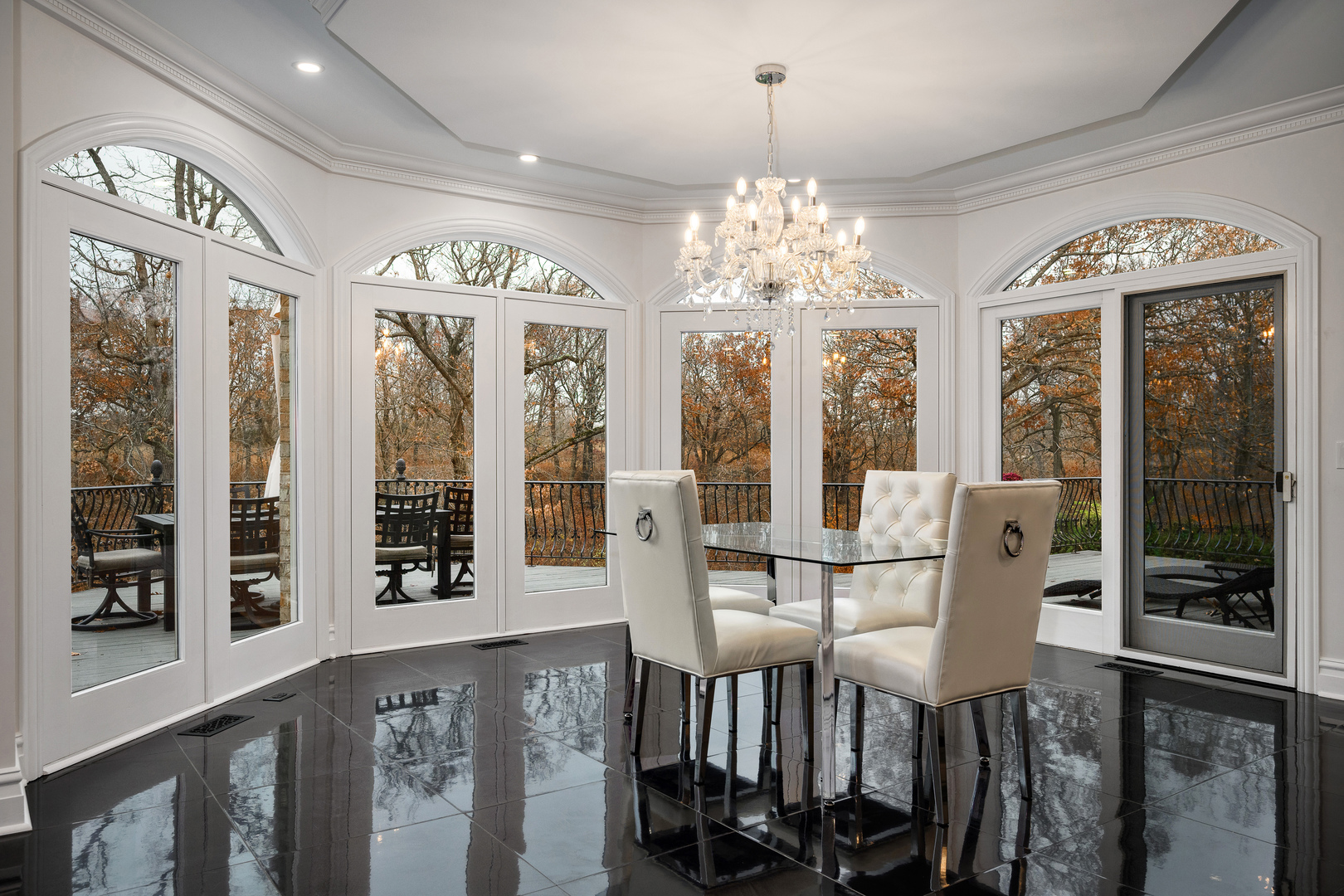 3481 Bradley Ct Highland Park, IL 60035