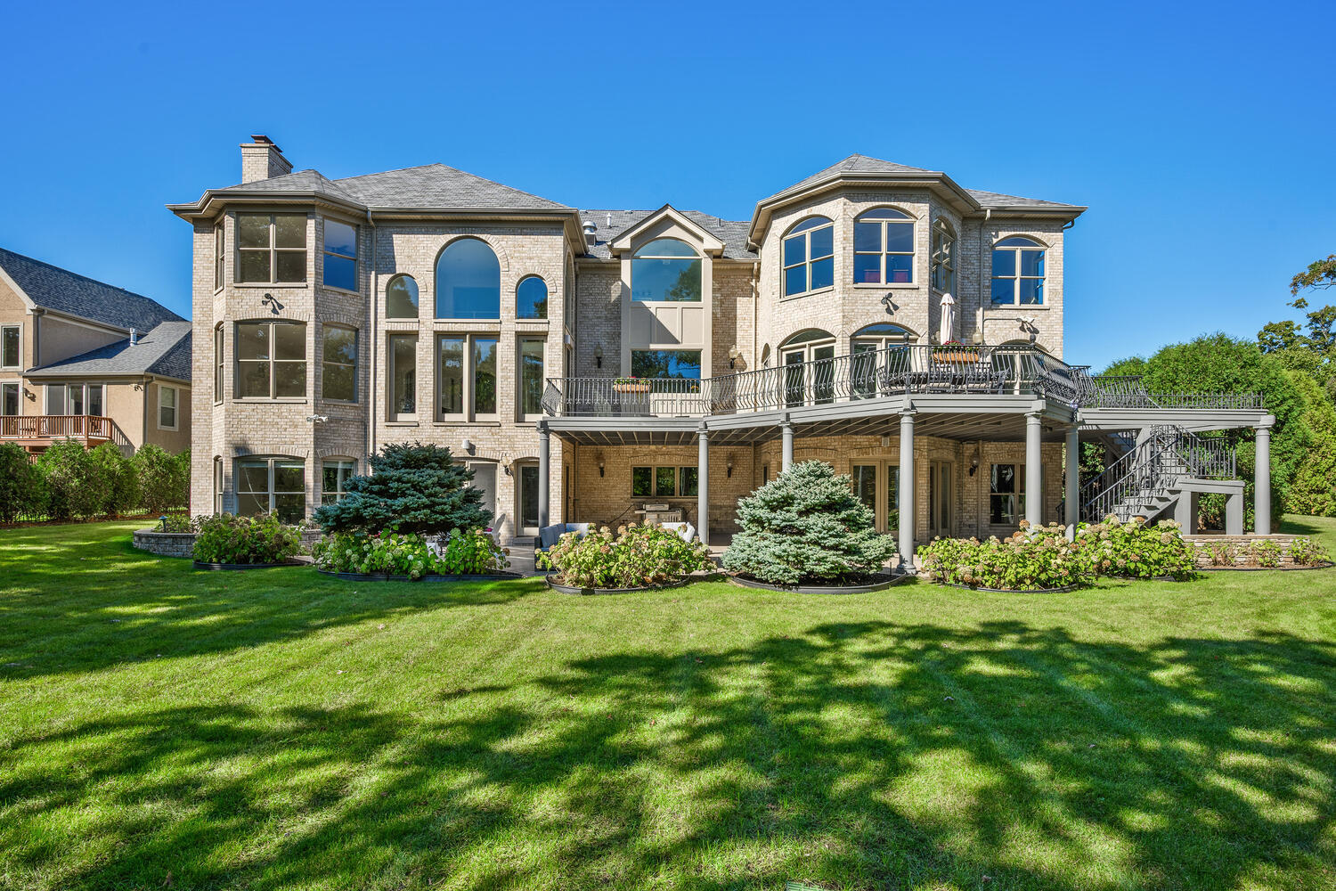 3481 Bradley Ct Highland Park, IL 60035