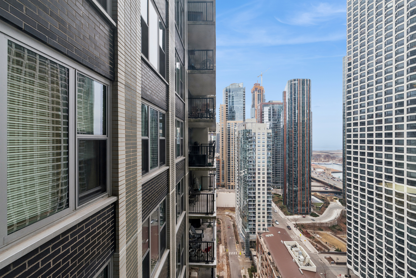 400 E RANDOLPH St #3002 Chicago, IL 60601