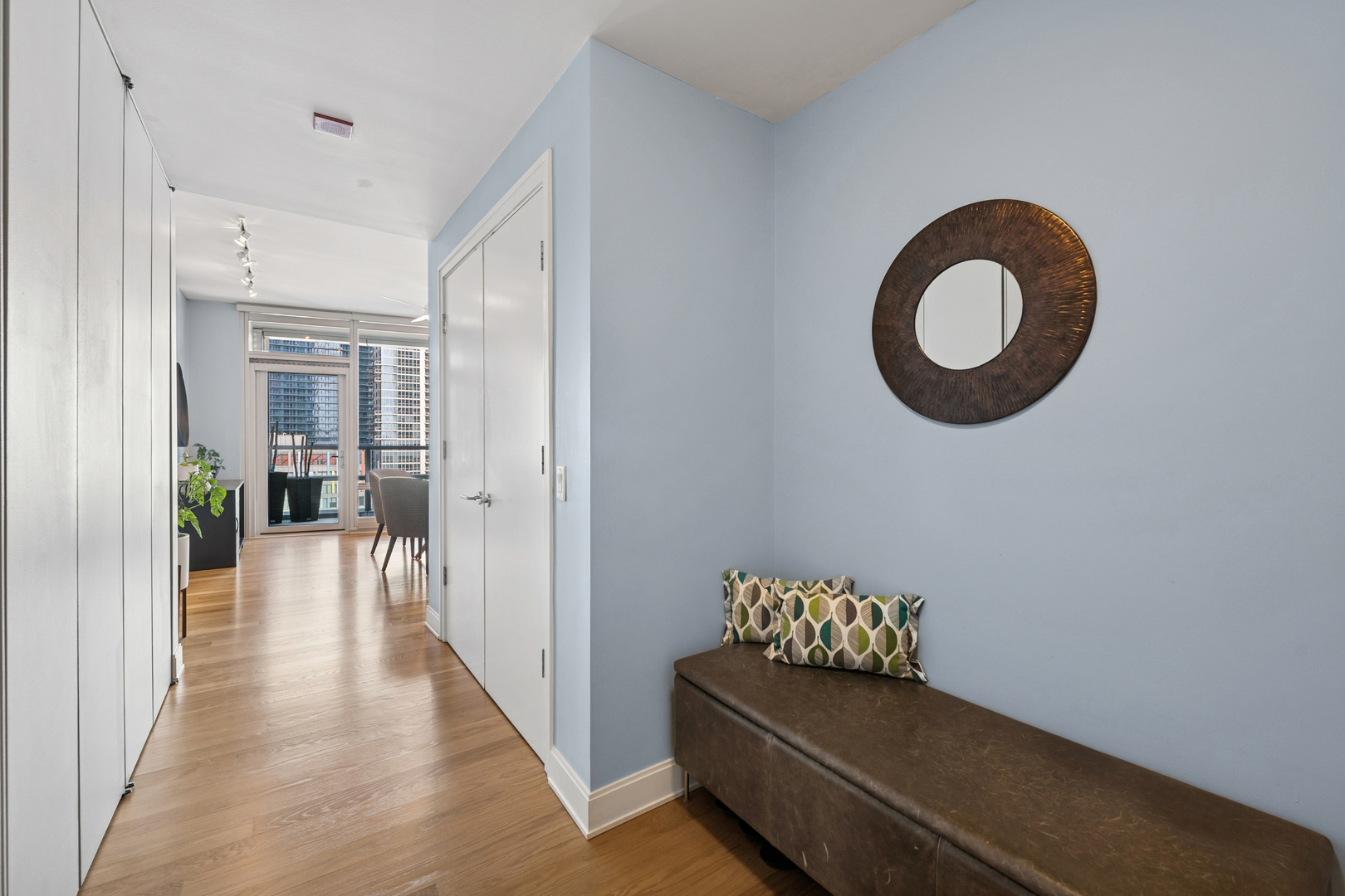 340 E Randolph St #1102 Chicago, IL 60601