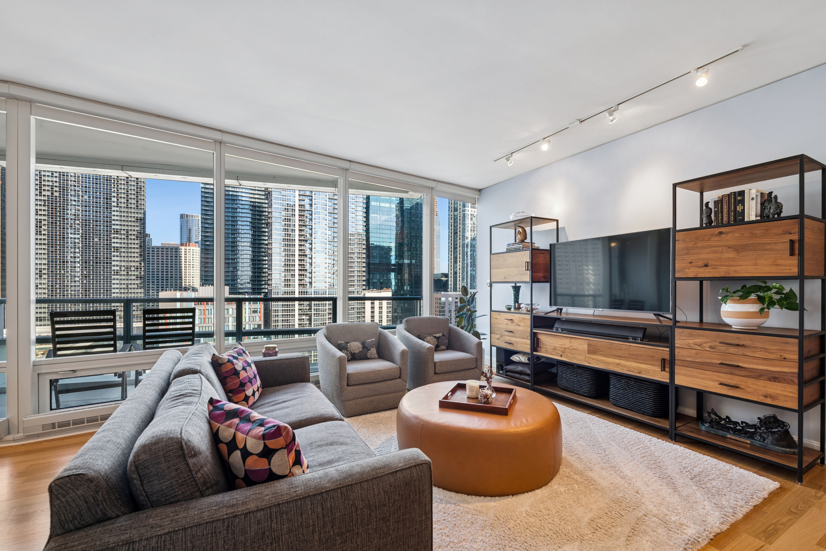 340 E Randolph St #1102 Chicago, IL 60601