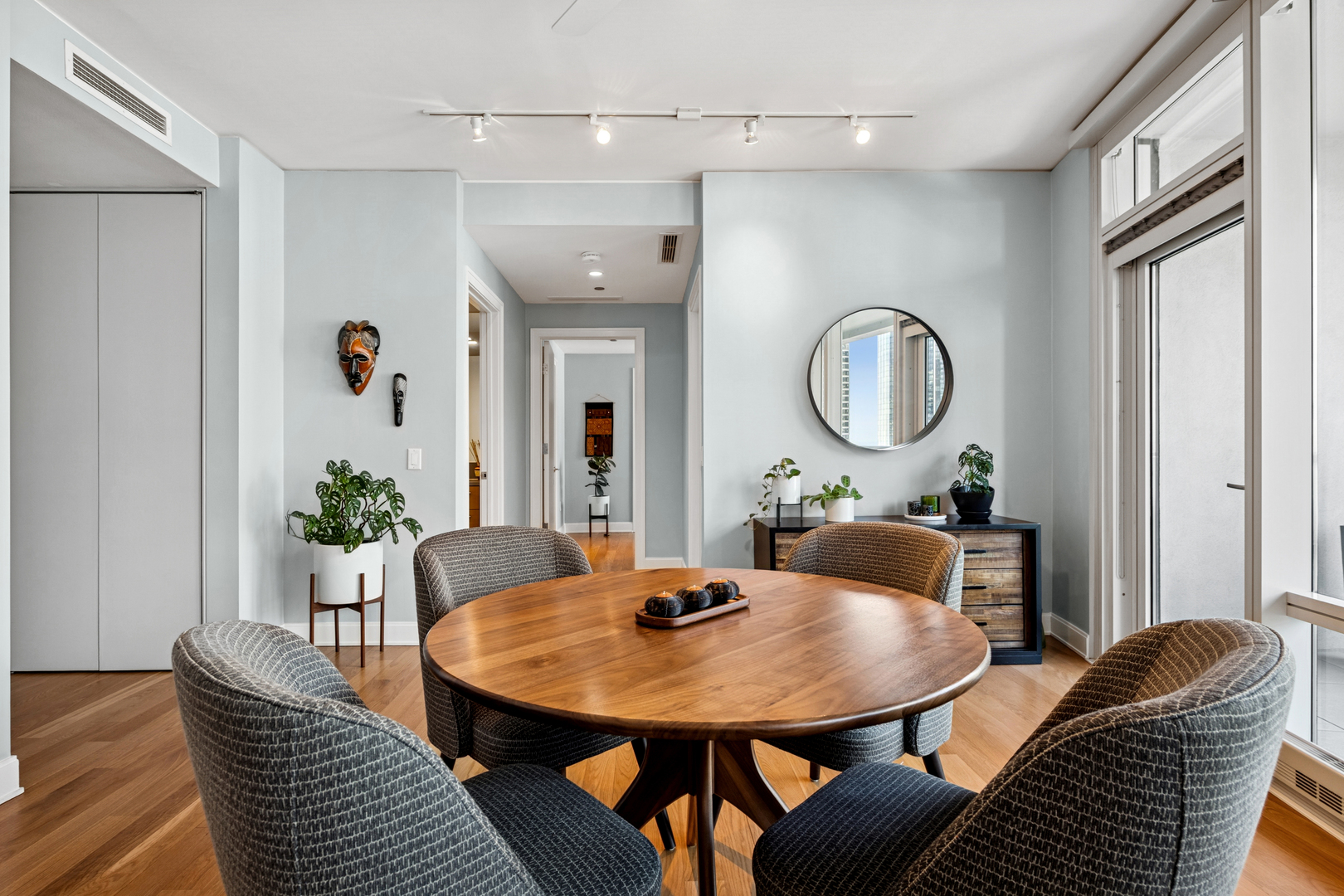 340 E Randolph St #1102 Chicago, IL 60601