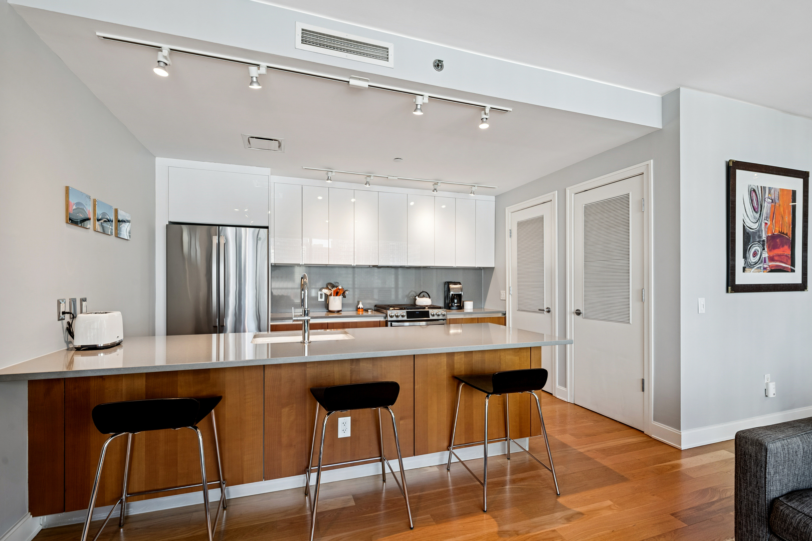 340 E Randolph St #1102 Chicago, IL 60601