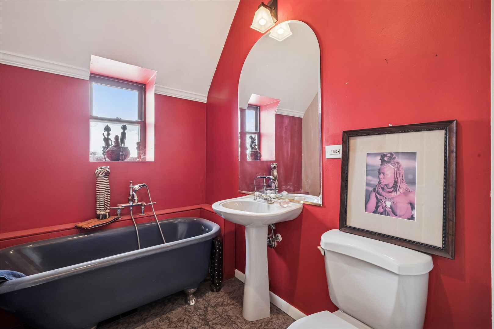 3736 S Michigan Ave Chicago, IL 60653