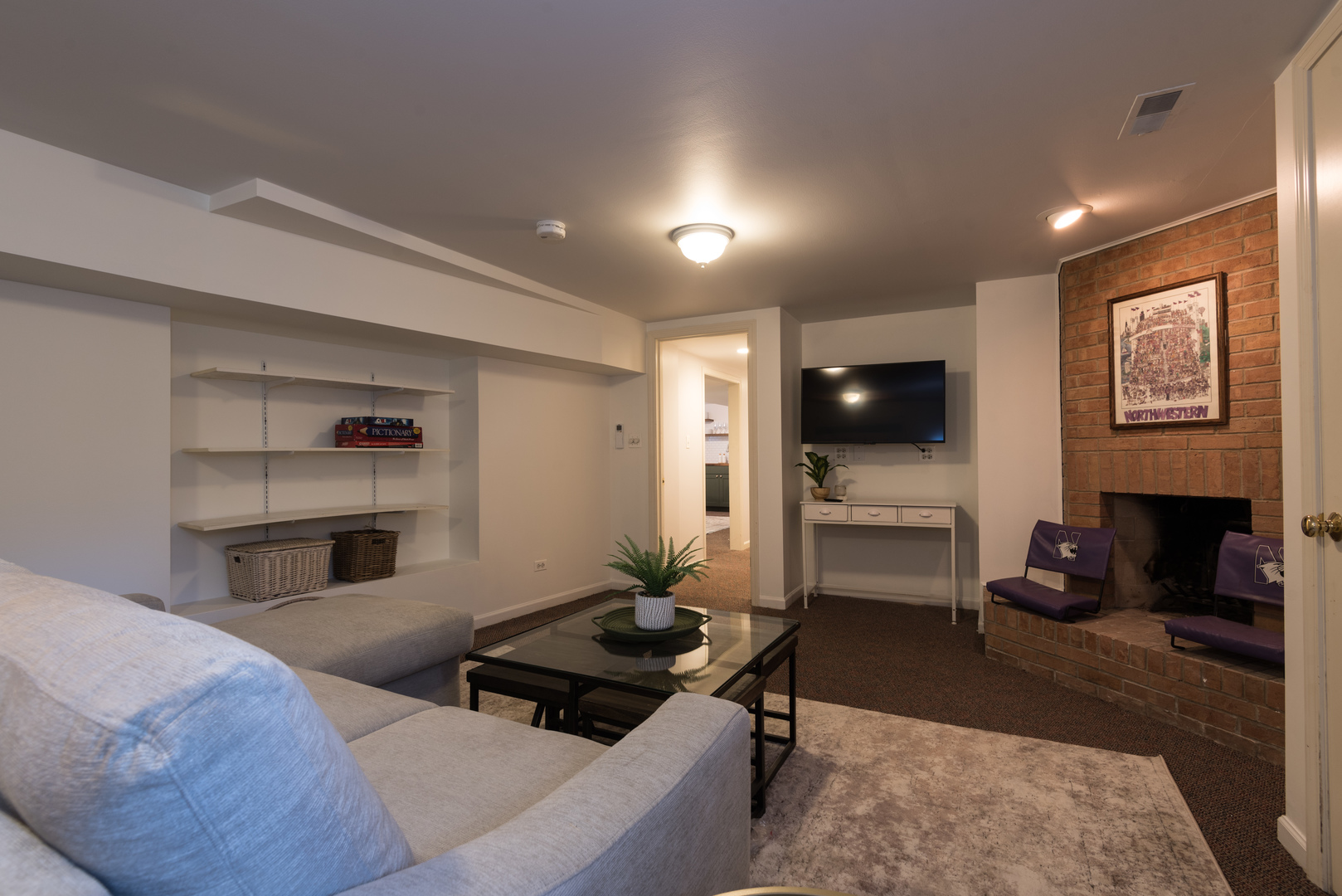 2741 Eastwood Ave Evanston, IL 60201