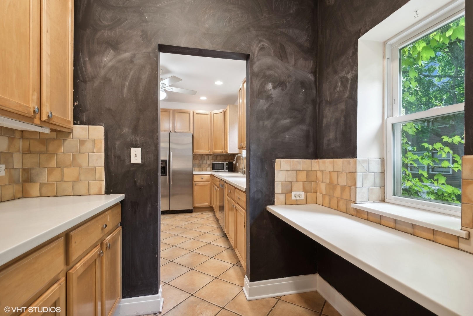 2741 Eastwood Ave Evanston, IL 60201