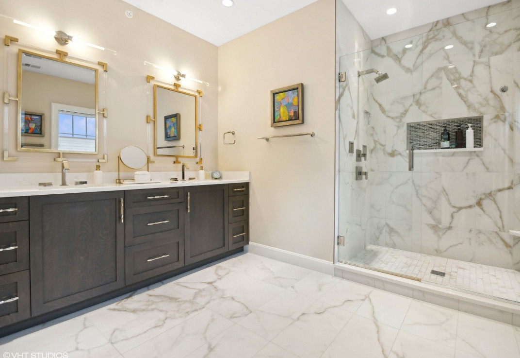 3233 Central St Evanston, IL 60201