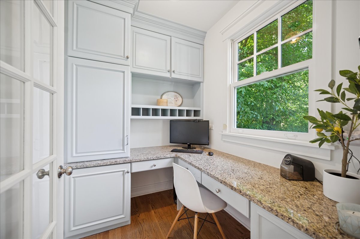 1120 Chestnut Ave Wilmette, IL 60091