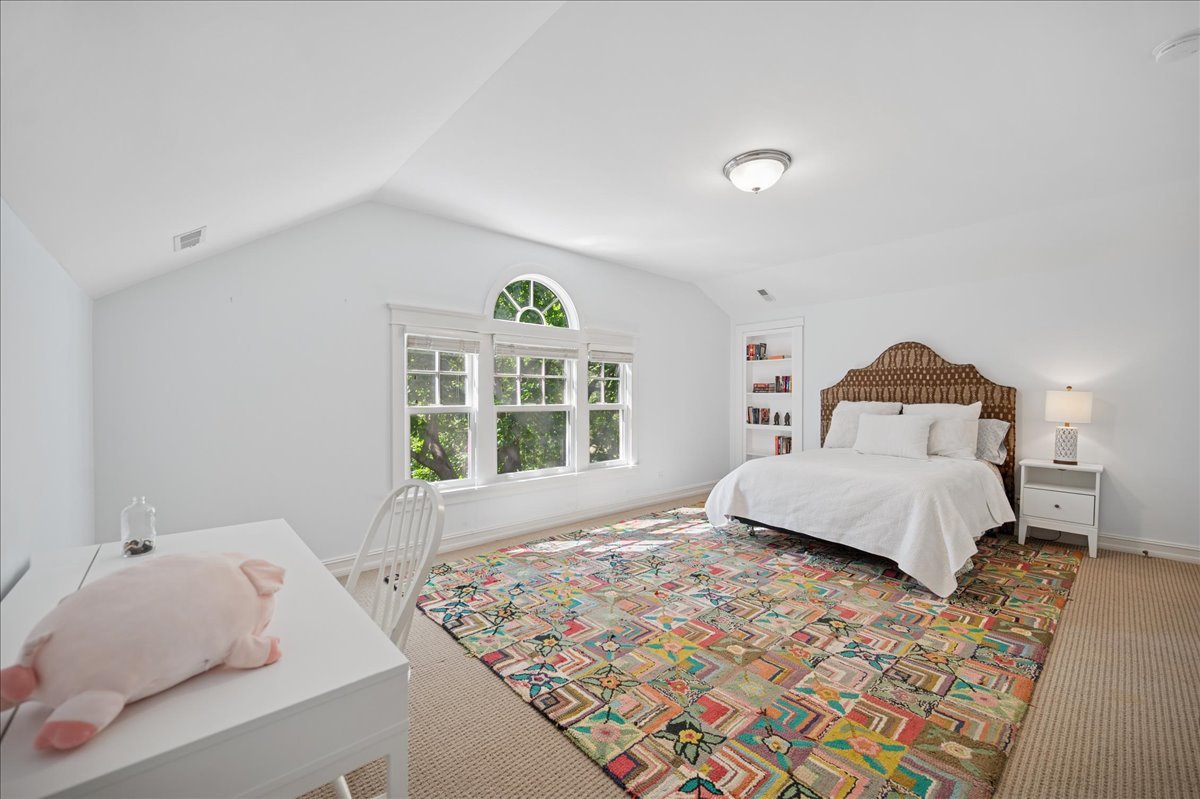 1120 Chestnut Ave Wilmette, IL 60091