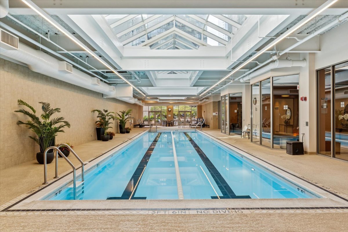 222 N COLUMBUS Dr #708 Chicago, IL 60601