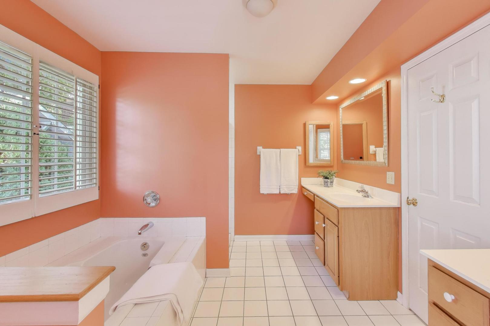 1416 Elmwood Ave Wilmette, IL 60091