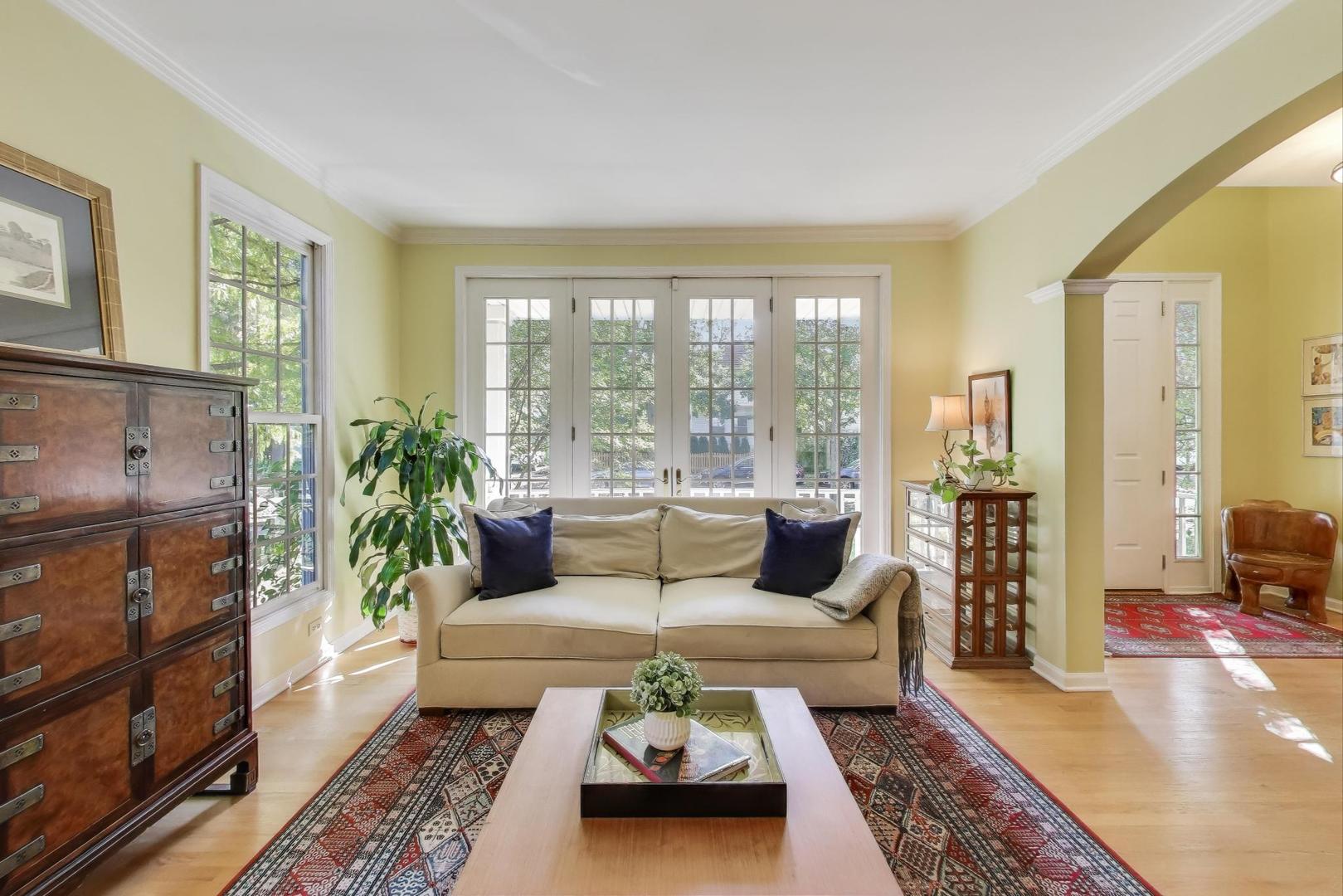 1416 Elmwood Ave Wilmette, IL 60091