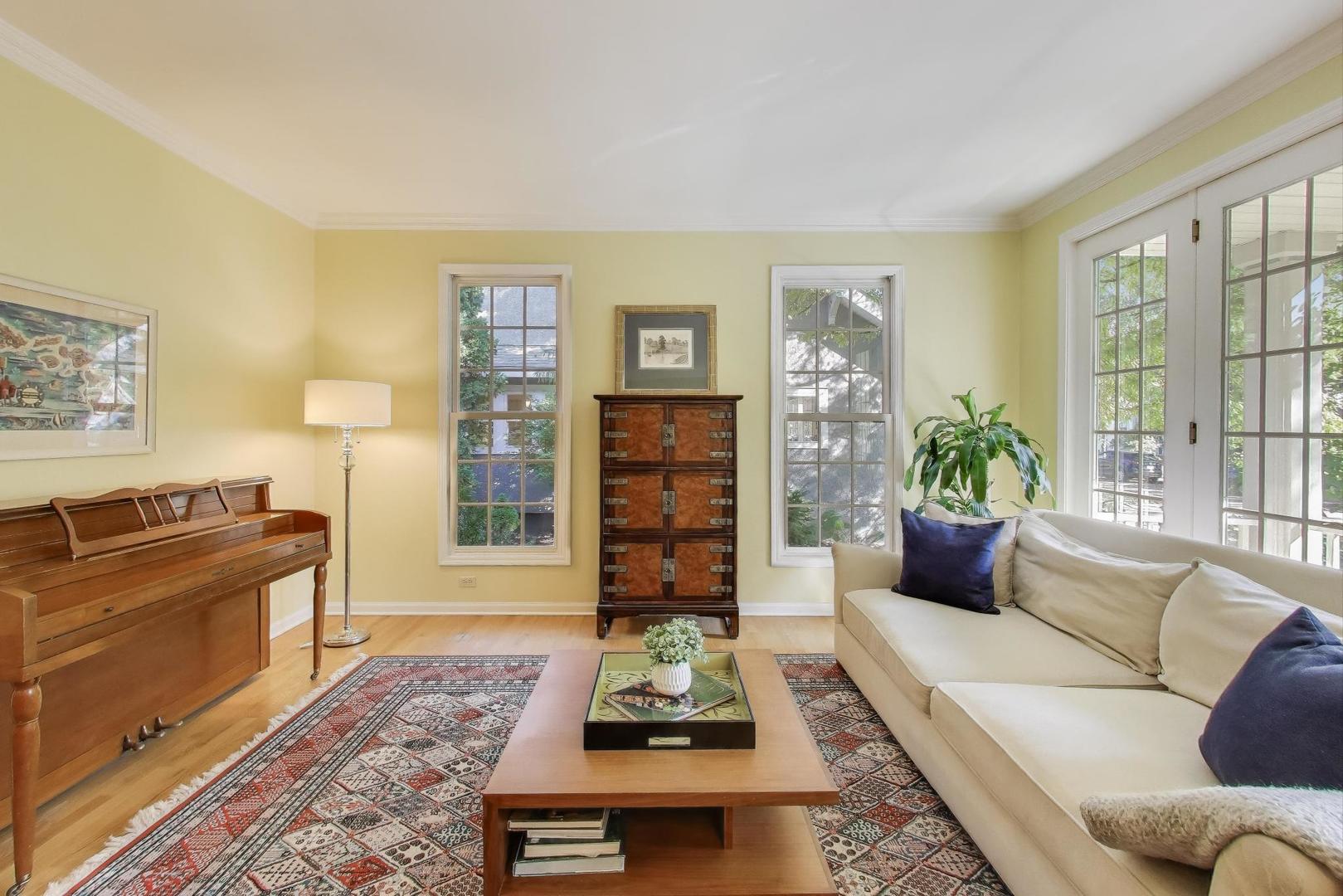 1416 Elmwood Ave Wilmette, IL 60091