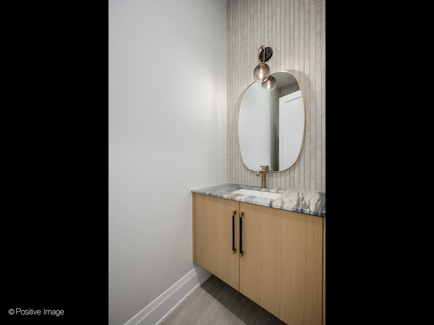 1917 Washington Ave Wilmette, IL 60091