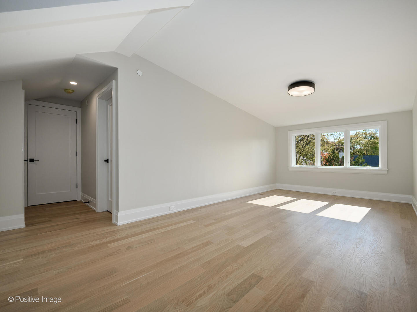 1917 Washington Ave Wilmette, IL 60091