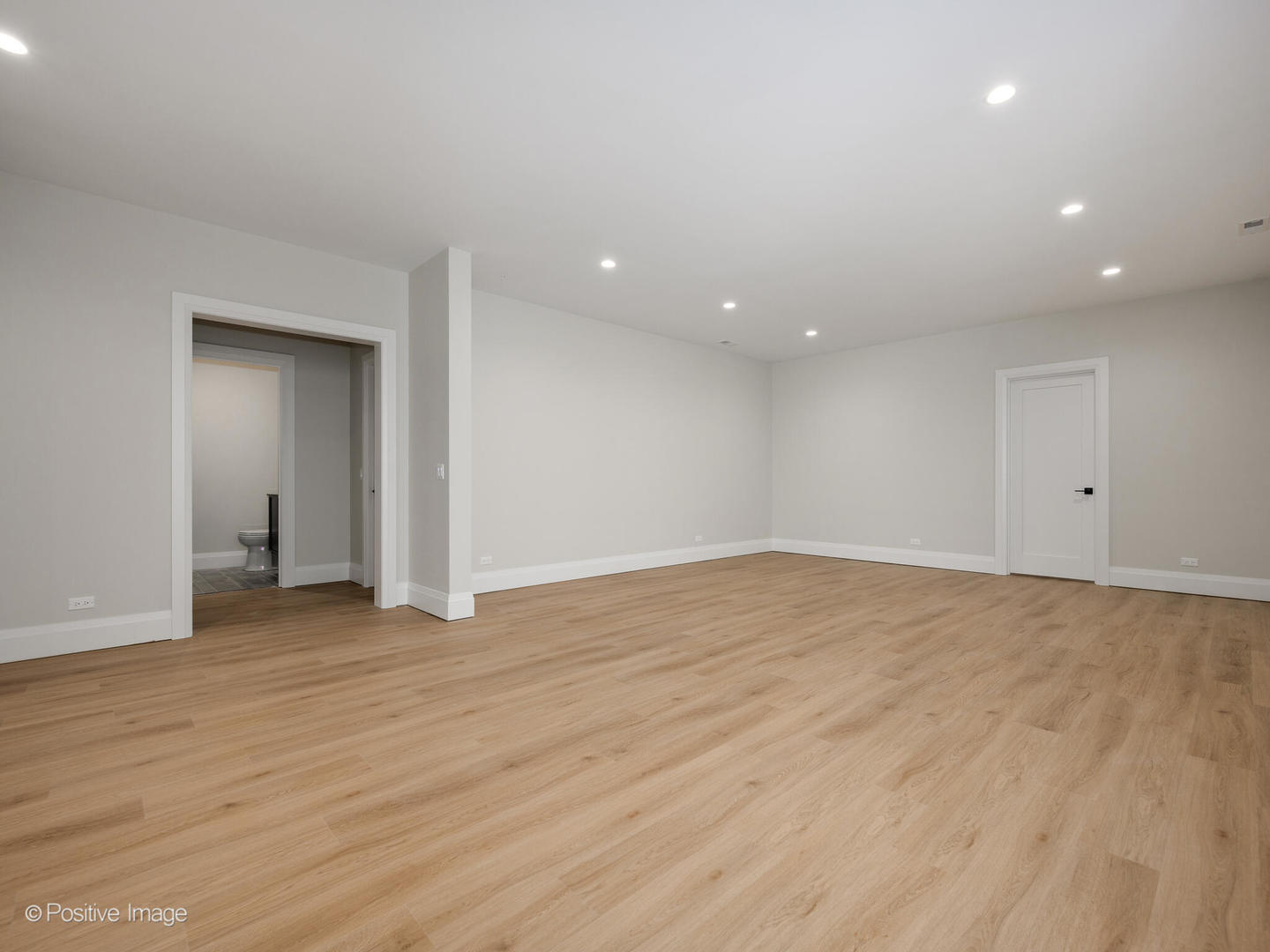 1917 Washington Ave Wilmette, IL 60091