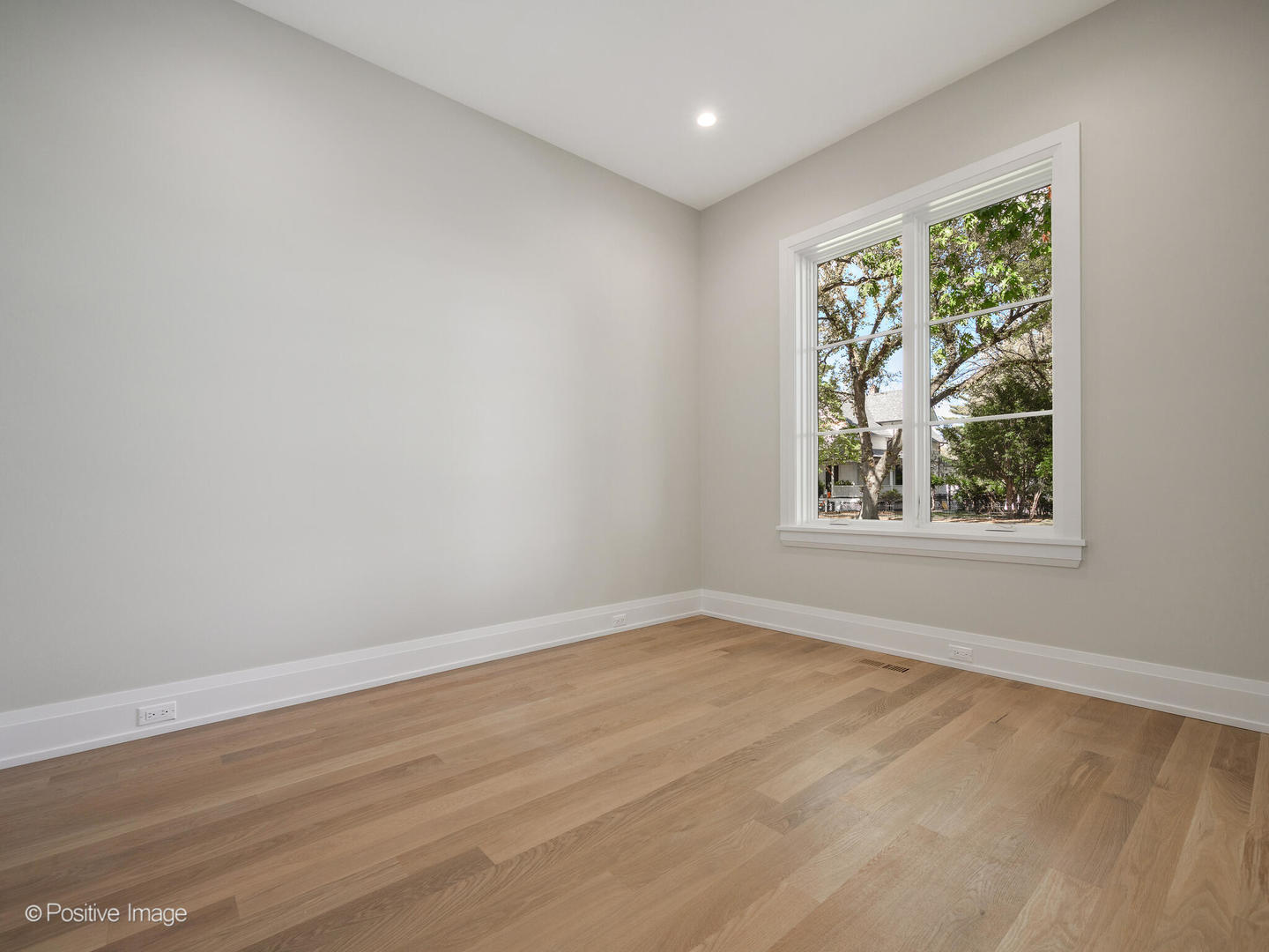 1917 Washington Ave Wilmette, IL 60091