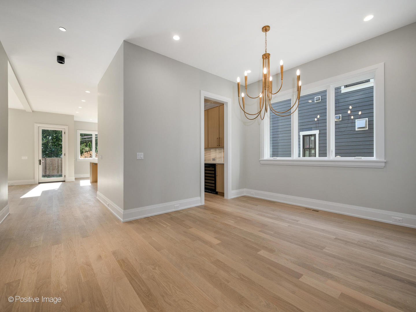 1917 Washington Ave Wilmette, IL 60091