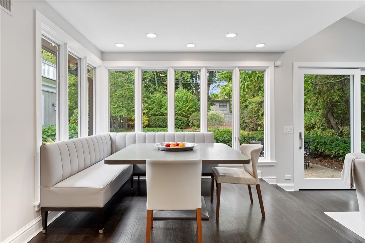 2276 Linden Ave Highland Park, IL 60035