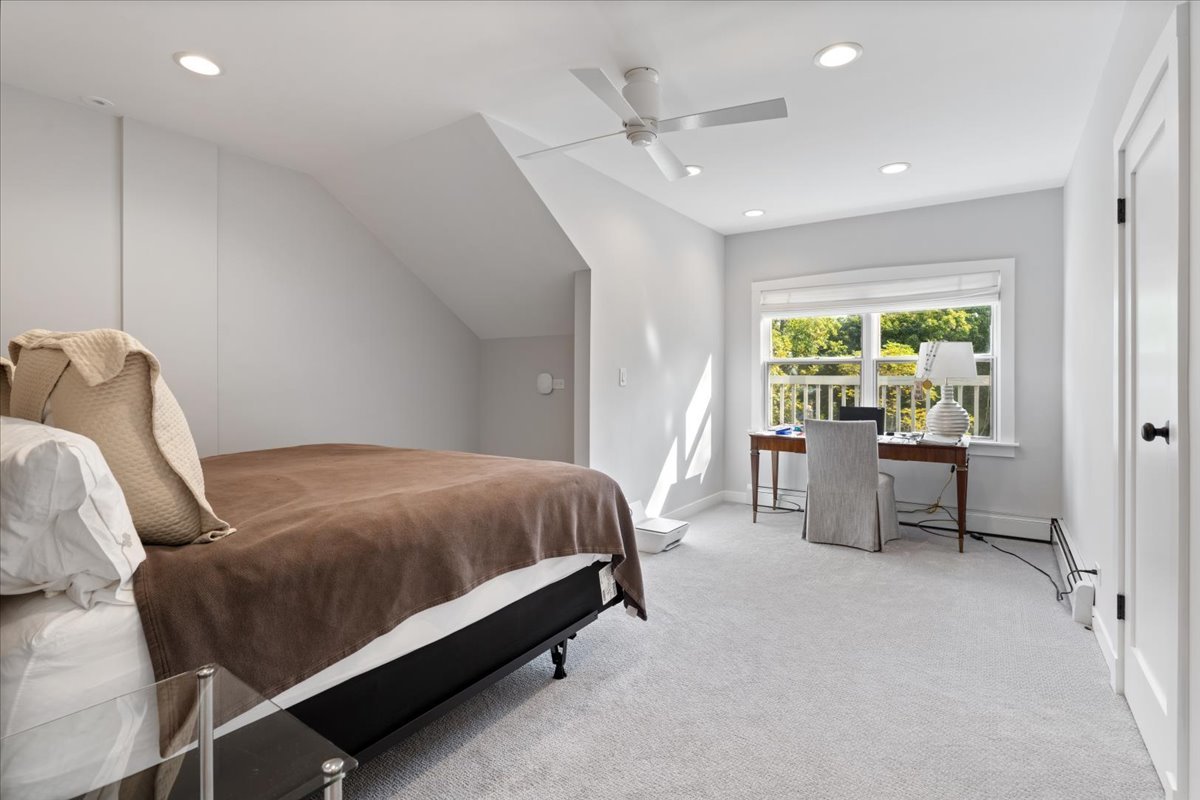 2276 Linden Ave Highland Park, IL 60035