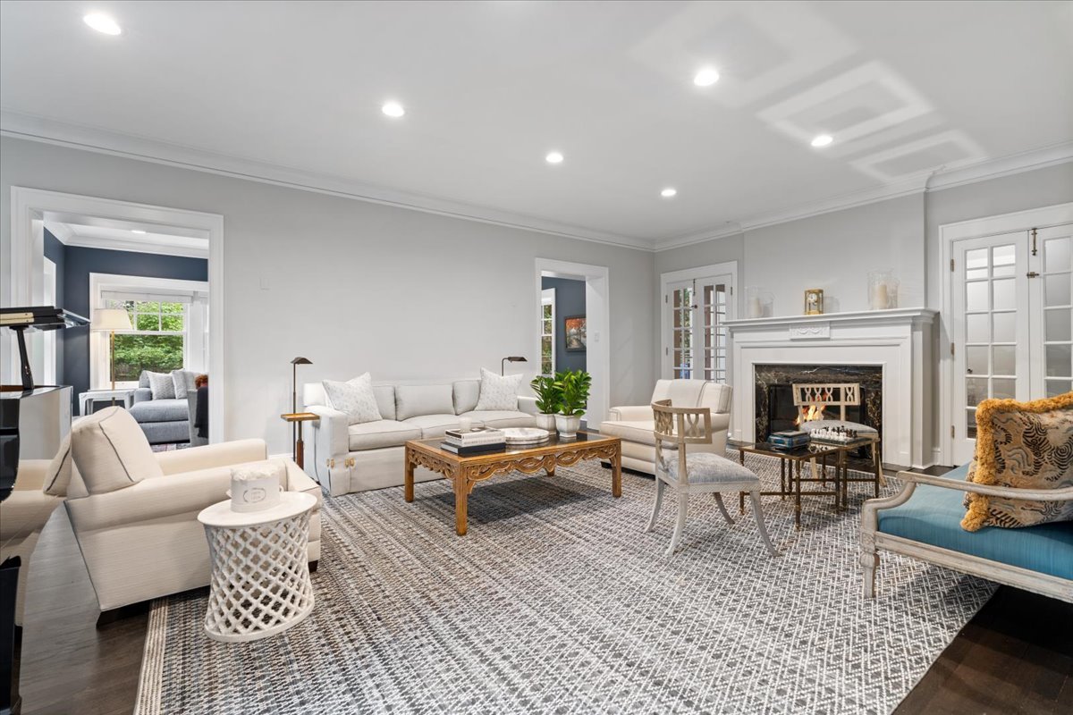 2276 Linden Ave Highland Park, IL 60035