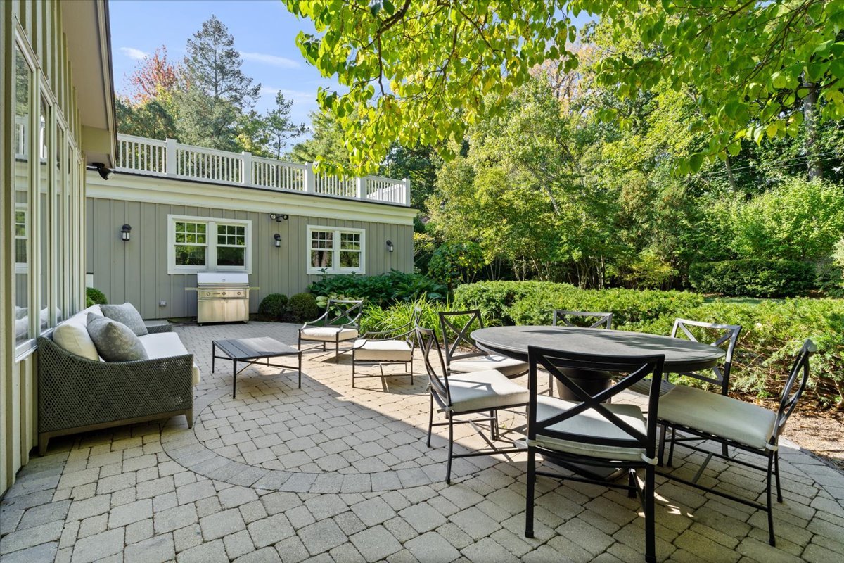 2276 Linden Ave Highland Park, IL 60035