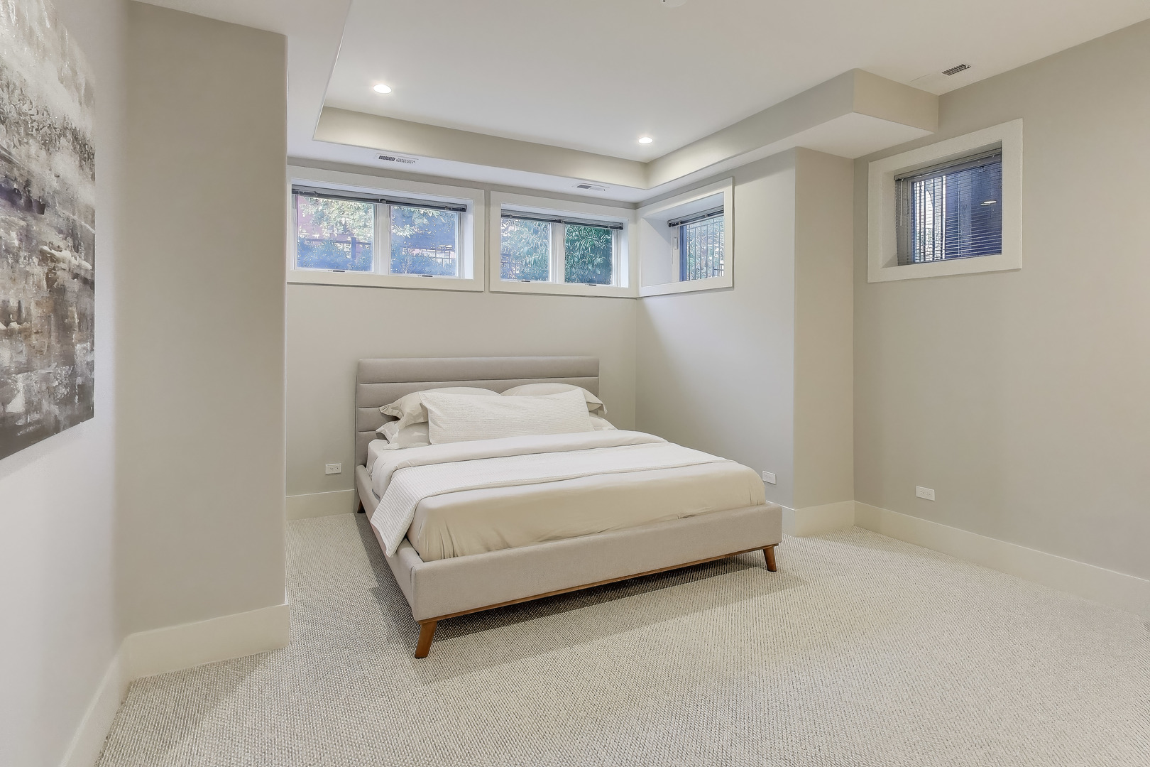 4135 N Kenmore Ave #1N Chicago, IL 60613