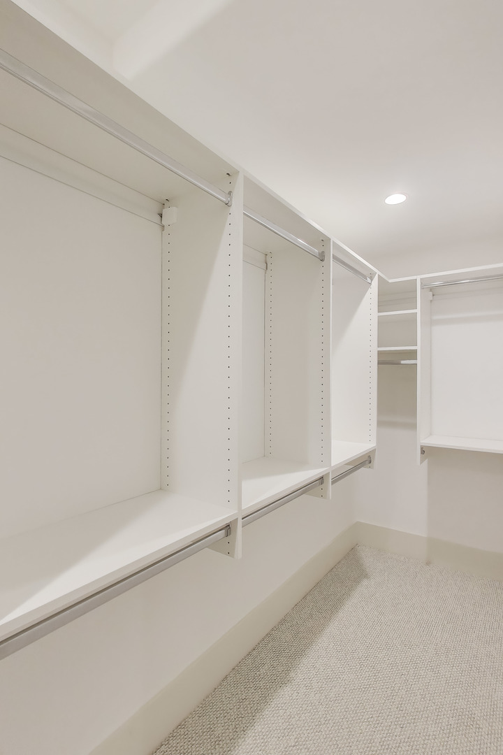 4135 N Kenmore Ave #1N Chicago, IL 60613