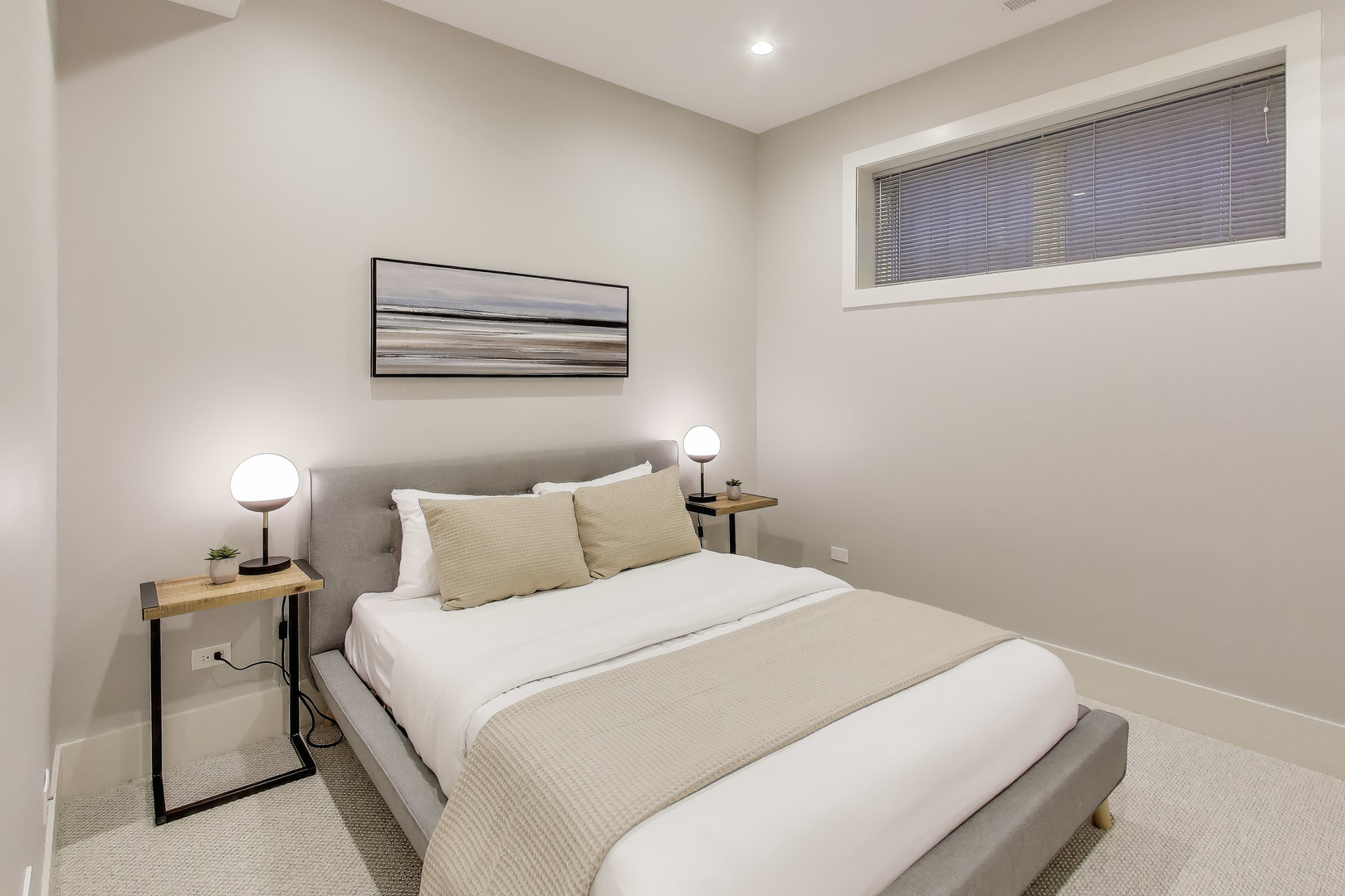 4135 N Kenmore Ave #1N Chicago, IL 60613