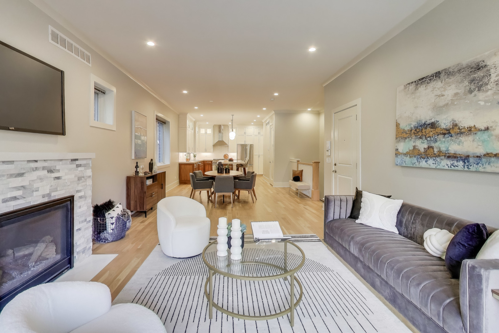 4135 N Kenmore Ave #1N Chicago, IL 60613