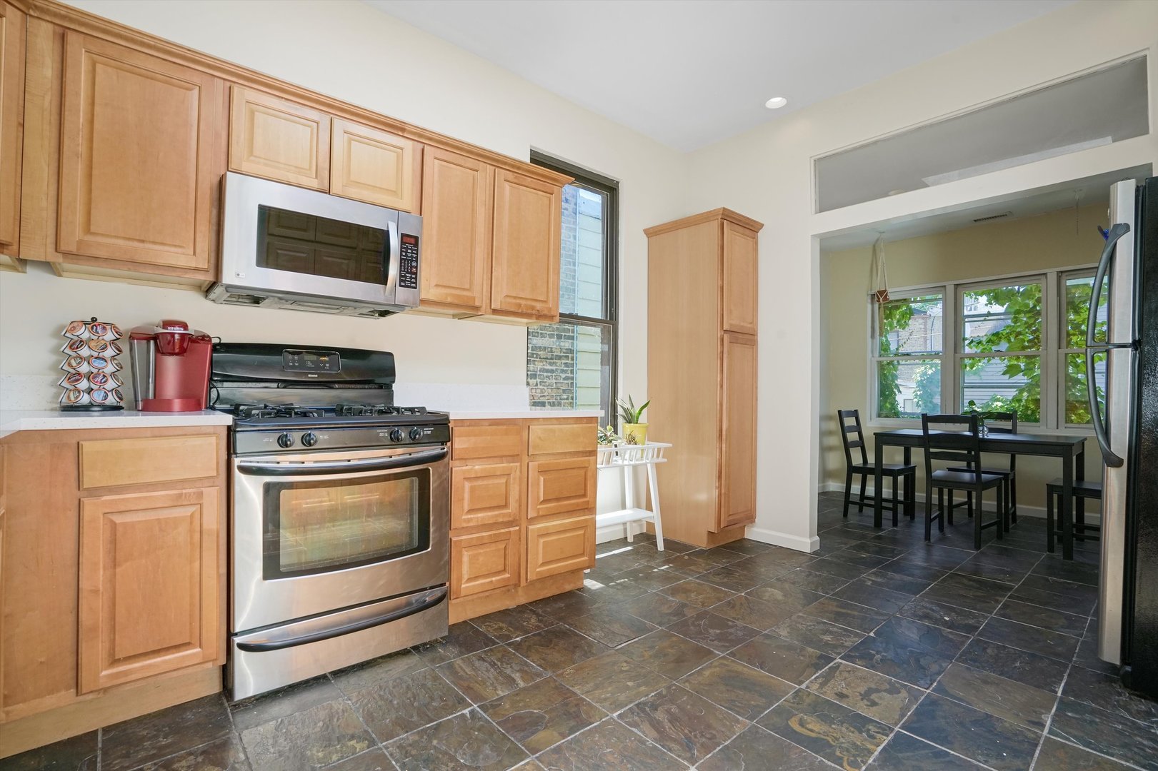 3816 N Kenmore Ave Chicago, IL 60613