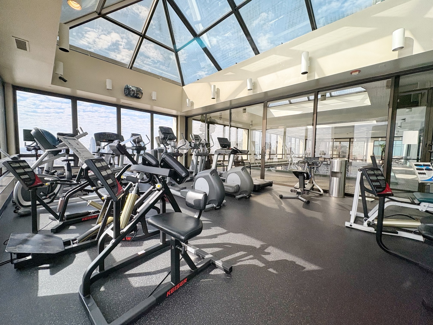 360 E Randolph St #2006 Chicago, IL 60601