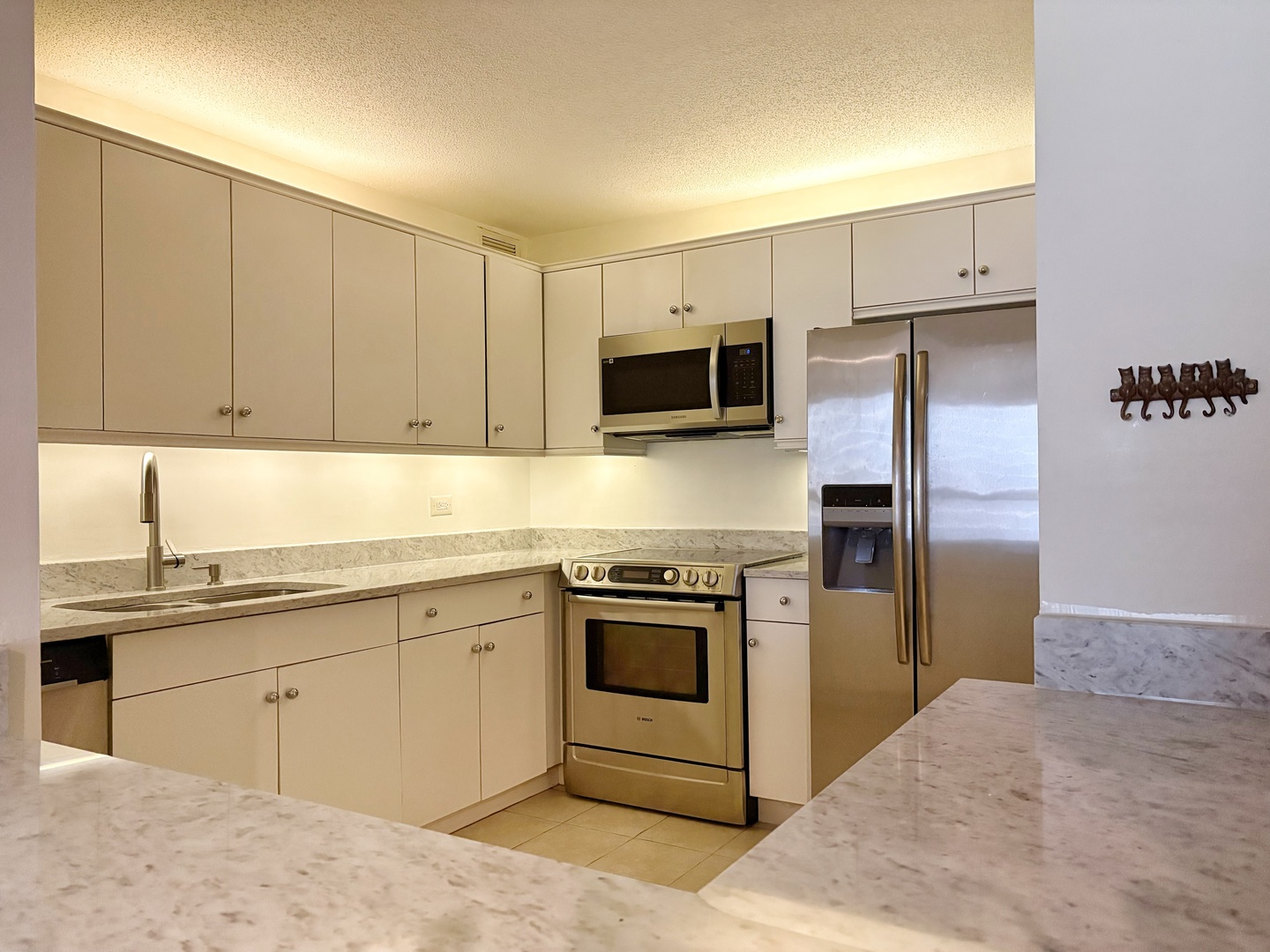 360 E Randolph St #2006 Chicago, IL 60601