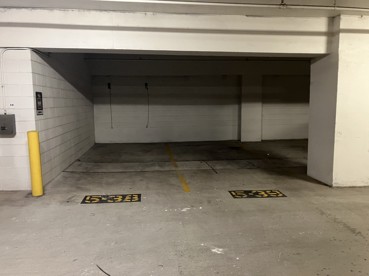 130 N Garland Ct #5101 Chicago, IL 60602