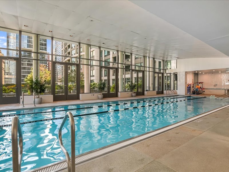 130 N Garland Ct #5101 Chicago, IL 60602